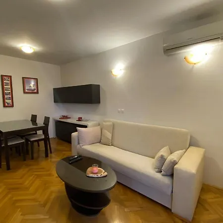 Apartment Maholiday Makarska